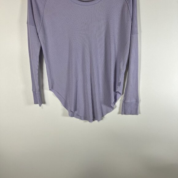 Aritzia TNA Size XXS Alder Thermal Waffle Knit Long Sleeve Lilac‎ Purple Casual - Picture 3 of 12